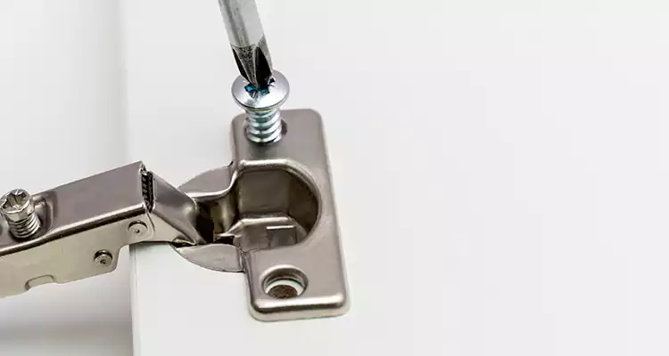 Screen Door Hinge Repair in Fremont, CA